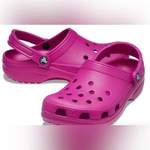 💕Fuchsia Classic Crocs💕
Size: W8